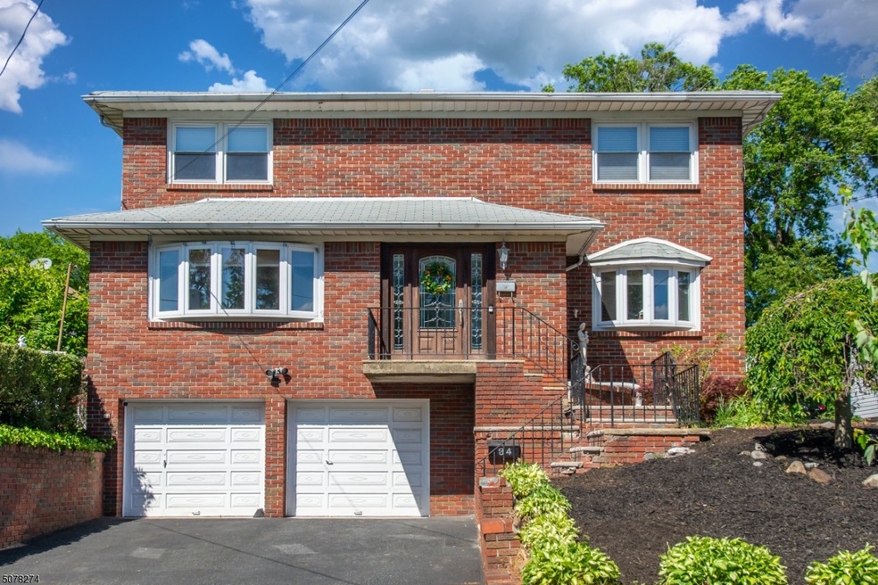 Sold $570,000 • Co-Listing Agent