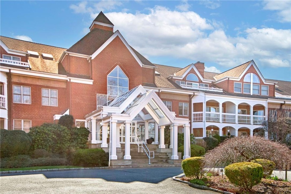 Copley Court Condiminiums unit PH63, Briarcliff Manor, NY 10510 - photo 1