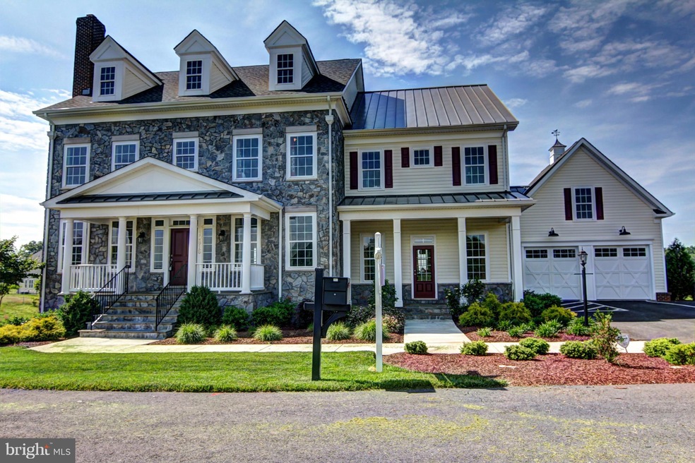 19816 Fiostra Ln, Leesburg, VA 20175 - photo 1