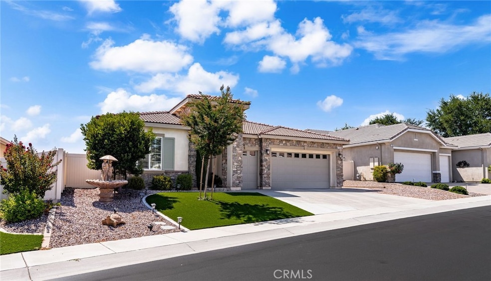 Sold $599,900 • Co-Listing Agent