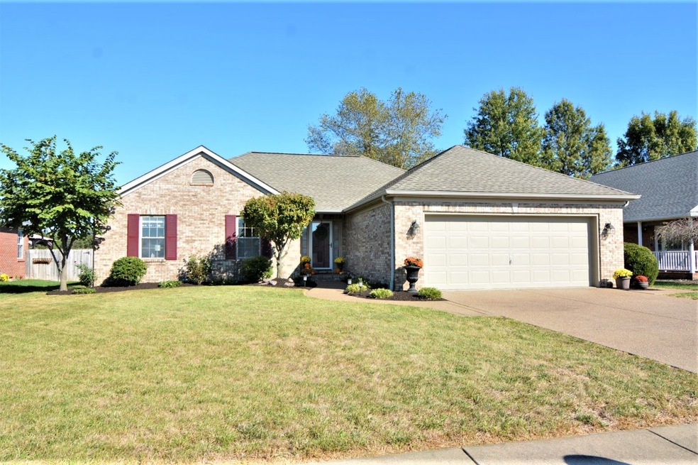 216 Westbriar Blvd, Newburgh, IN 47630 - photo 1