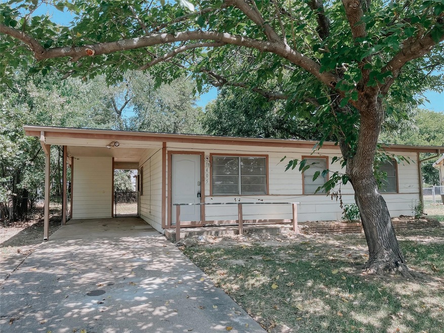 405 Knob Cir, Denison, TX 75021 - photo 1