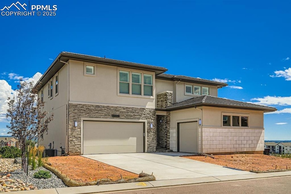 Pending $1,095,000 • Co-Listing Agent