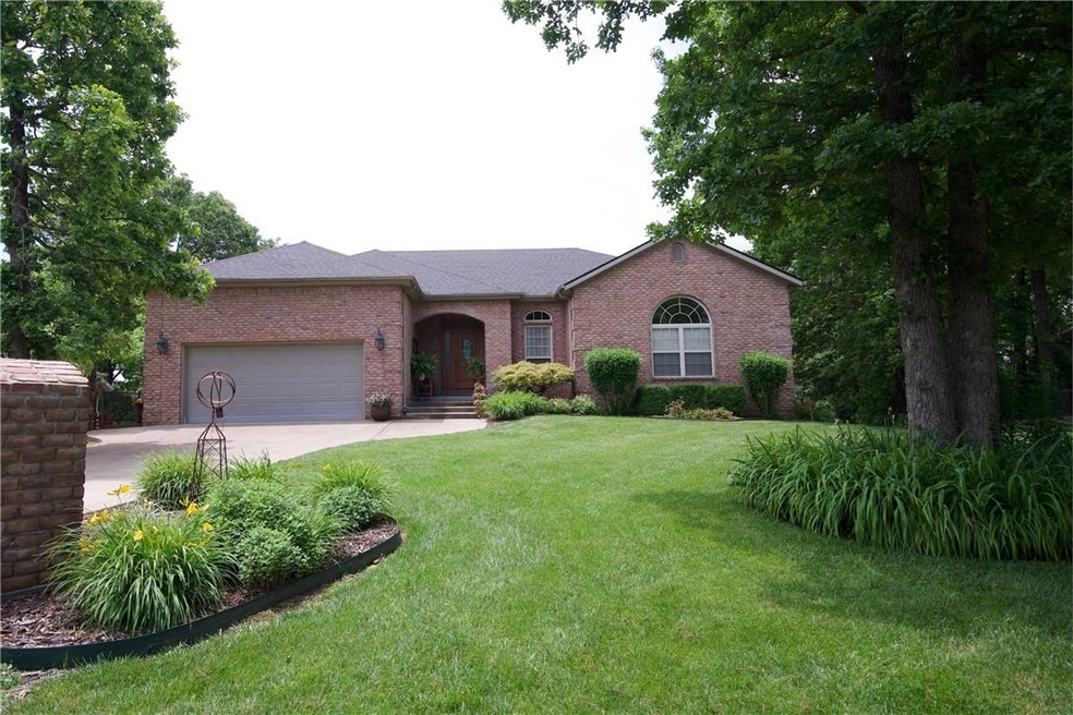 4 Tegi Cir, Bella Vista, AR 72714 - photo 1