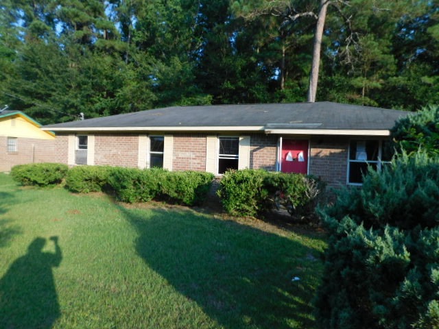 112 Laurel Cir, Americus, GA 31719 - photo 1