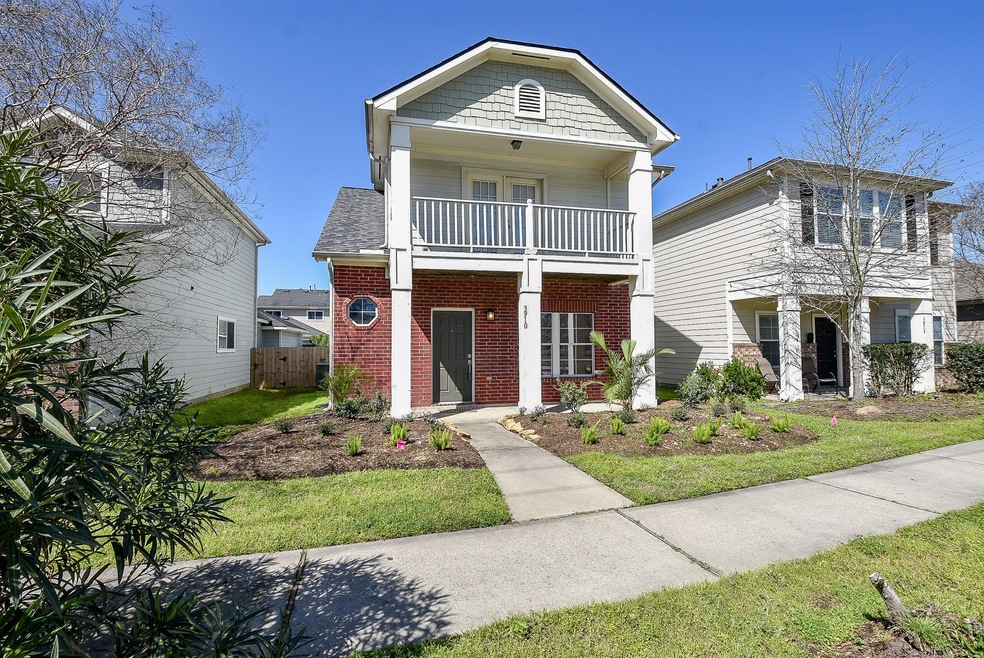 Welcome to 3910 Mossy Place!