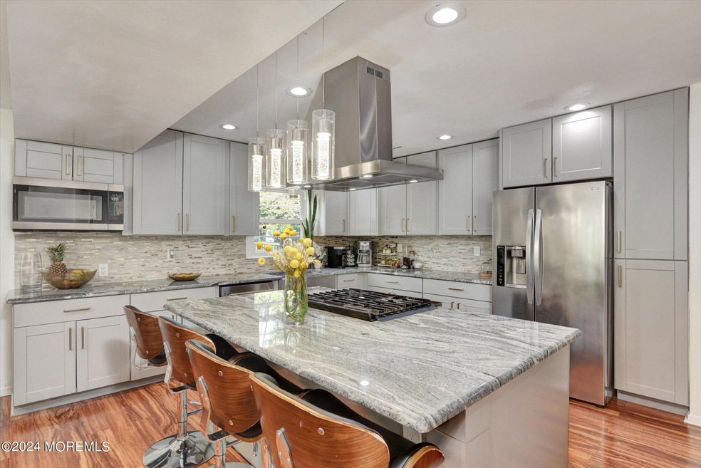 09-Kitchen