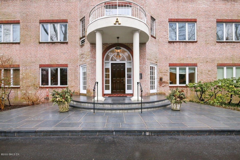 4 Sound Shore Dr unit 2, Greenwich, CT 06830 - photo 1