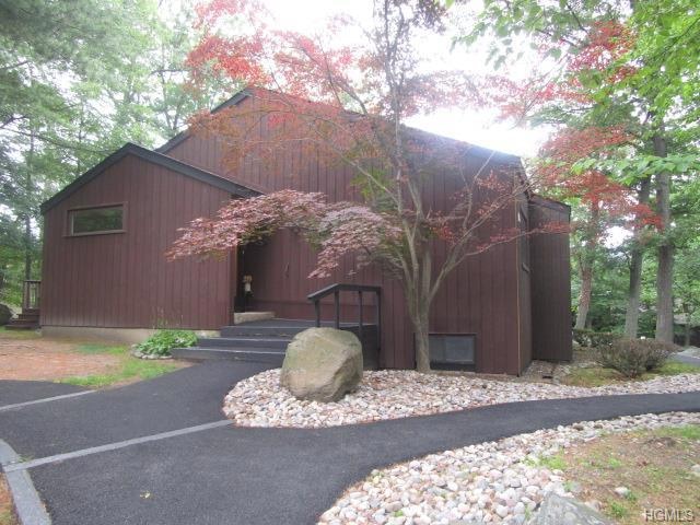 16 Laurel Ct, Highland Mills, NY 10930 - photo 1