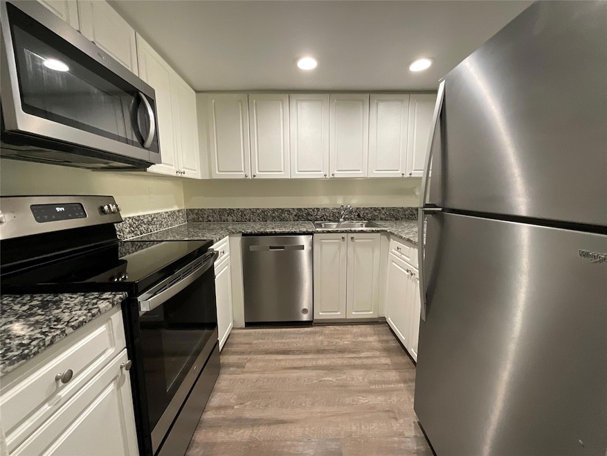For Rent $2,326/month