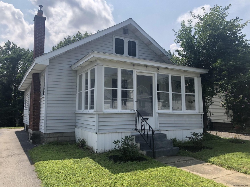 121 Alexander Ave, Schenectady, NY 12302 - photo 1