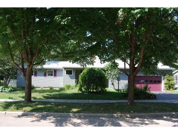 84 Roseade Pkwy, Burlington, VT 05408 - photo 1
