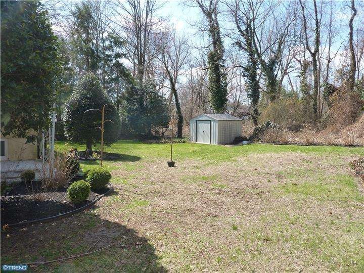 119 Westminster Dr, Mount Laurel, NJ 08054 - photo 1