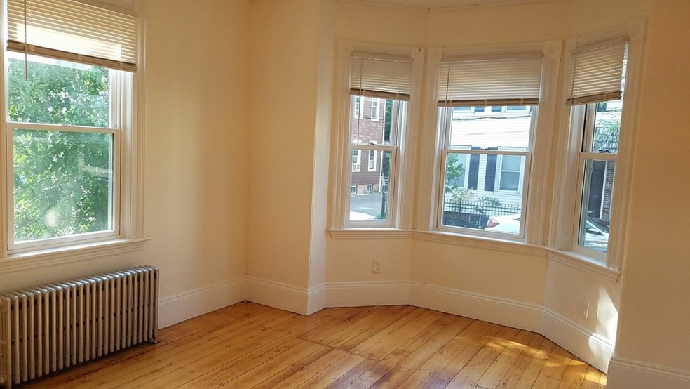 24 Durham St unit 24, Somerville, MA 02143 - photo 1