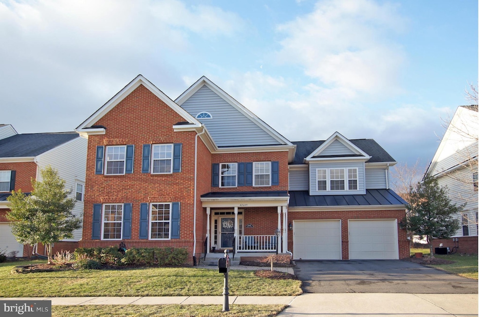 42689 Emperor Dr, Ashburn, VA 20148 - photo 1