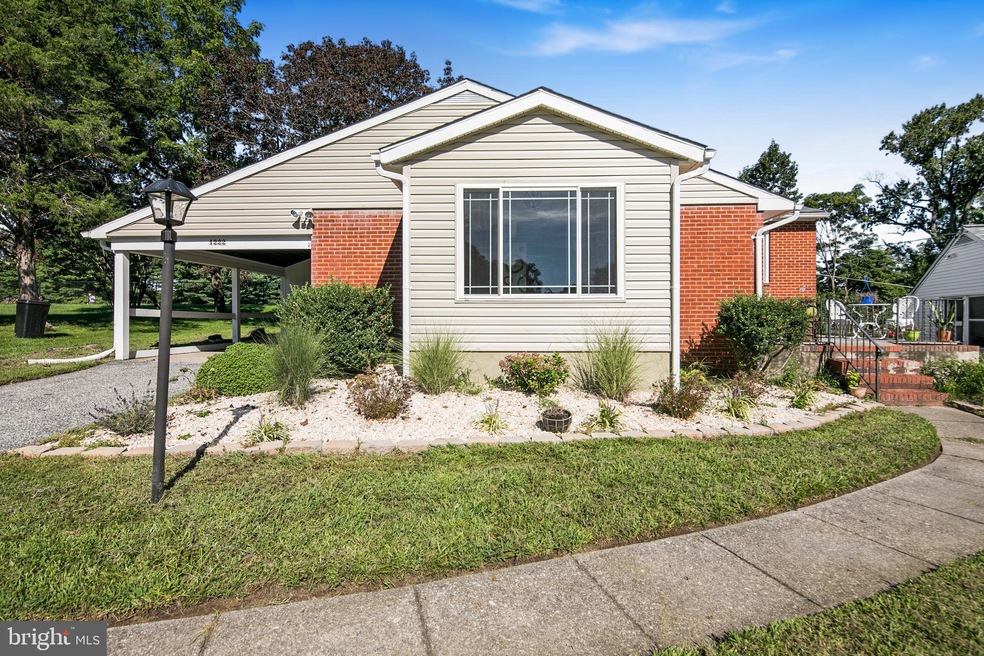 1222 Saint Andrews Way, Baltimore, MD 21239 - photo 1