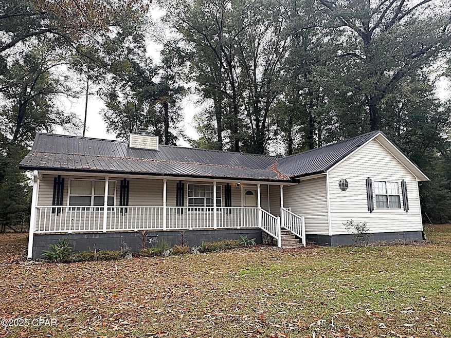 5853 Catalina Ln, Greenwood, FL 32443 - photo 1