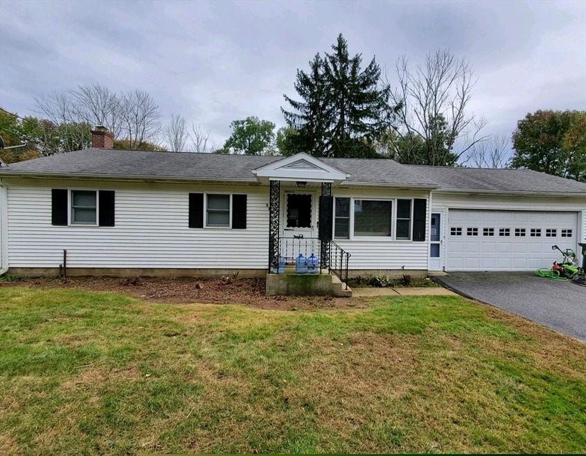 581 Old West Warren Rd, Warren, MA 01092 - photo 1