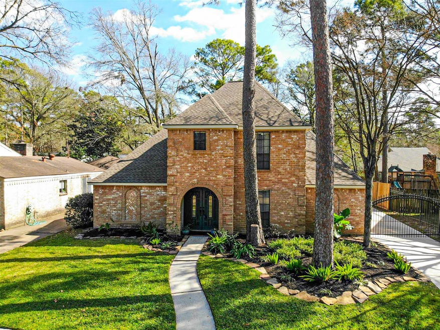 15126 Rolling Oaks Dr, Houston, TX 77070 - photo 1