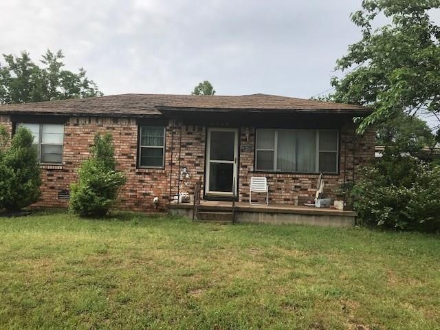 3621 Decker Dr, Moore, OK 73160 - photo 1