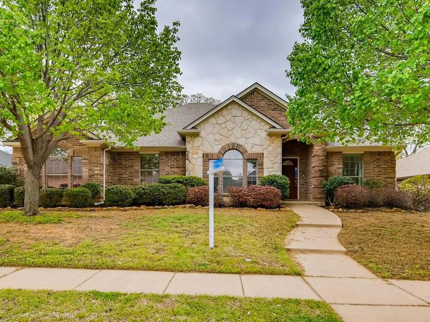 7009 Mira Vista Dr, Denton, TX 76210 - photo 1