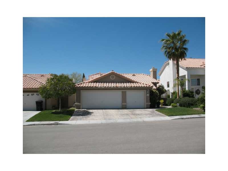 Property Photo. Beautiful 3Car Garage Home in quie