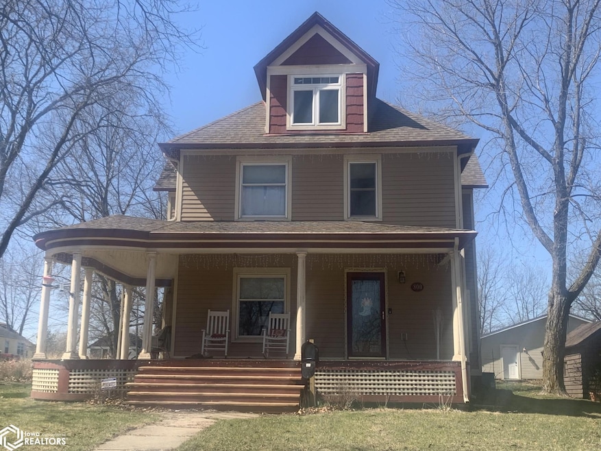 800 NW Church St, Leon, IA 50144 - photo 1