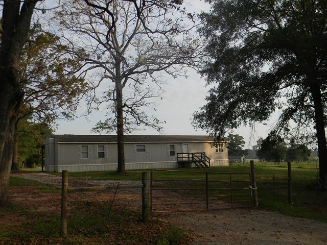 777 Davisville Rd, Lufkin, TX 75901 - photo 1