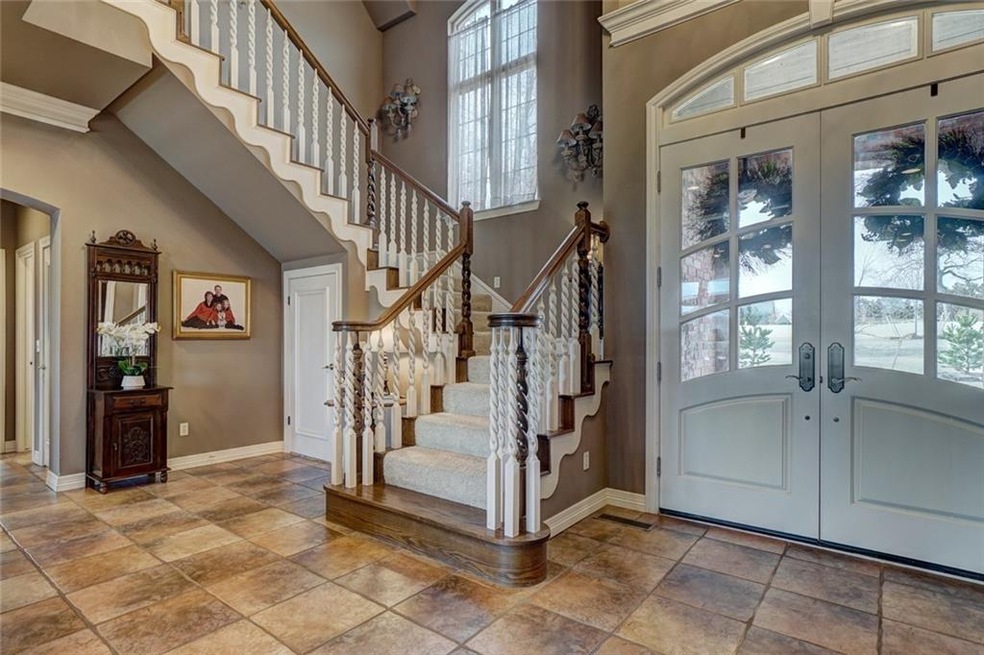 1312 Inverness Cir, Shawnee, OK 74801 - photo 1