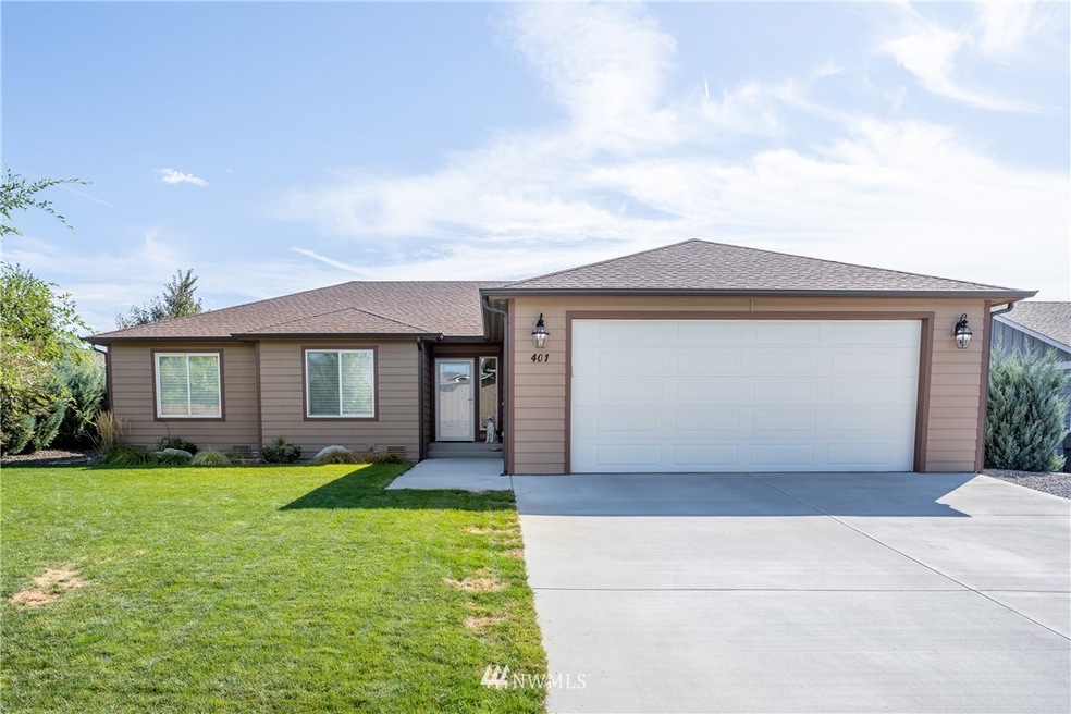 401 S Jarvis Ave, East Wenatchee, WA 98802 - photo 1