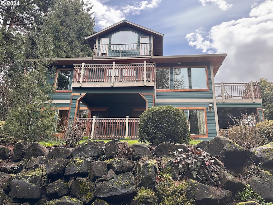 Sold $899,000 • Co-Listing Agent