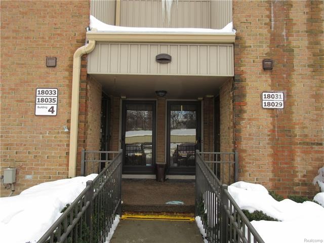 Front Entrance to 2nd Floor Unit