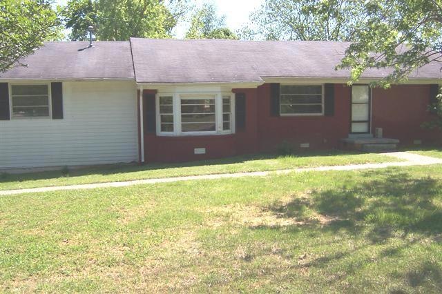 111 Sycamore Dr, Shelbyville, TN 37160 - photo 1