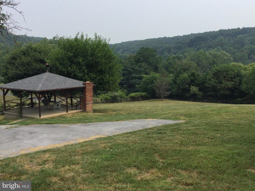 1880 Copp Rd, Strasburg, VA 22657 - photo 1