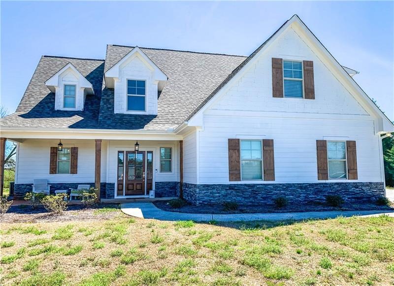 4329 Homestead Dr, Gainesville, GA 30506 - photo 1