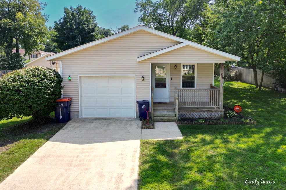 200 E 38th-03 (1)