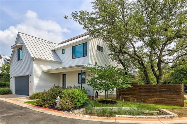 Luxury lock & leave in desirable Northwest Hills S
