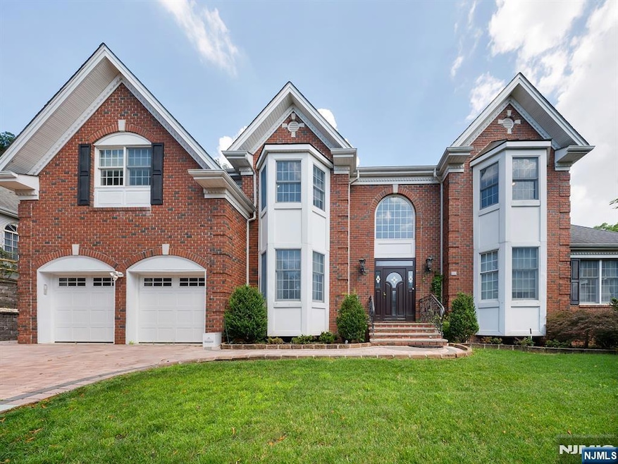 212 Bennington Terrace, Paramus, NJ 07652 - photo 1