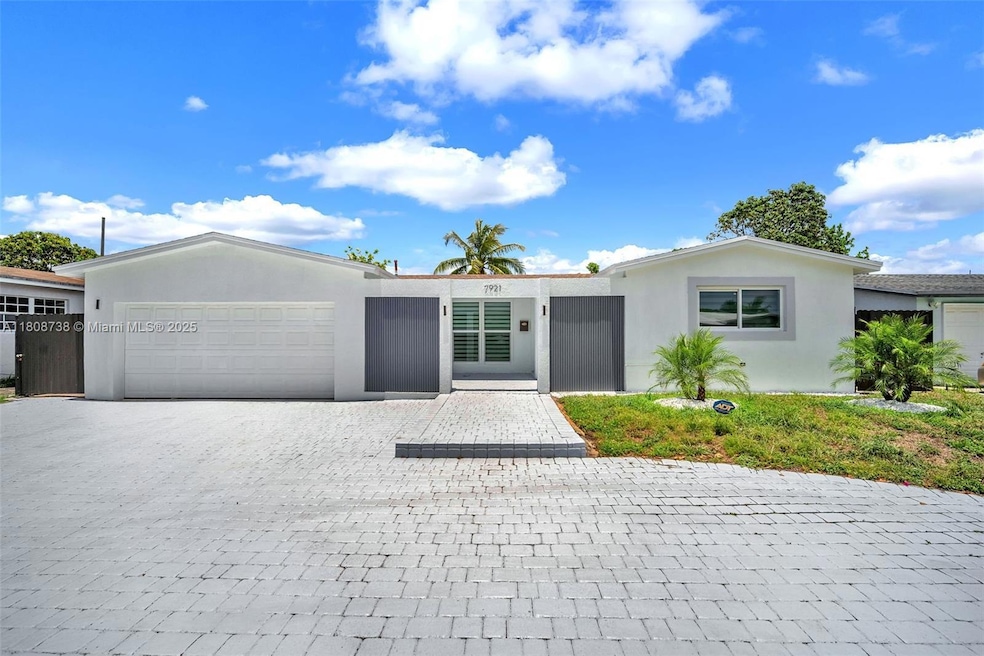 Pending $649,800