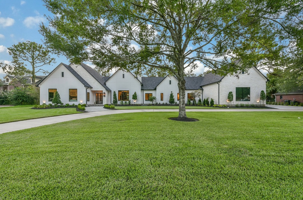 406 Oak Dr, Friendswood, TX 77546 - photo 1