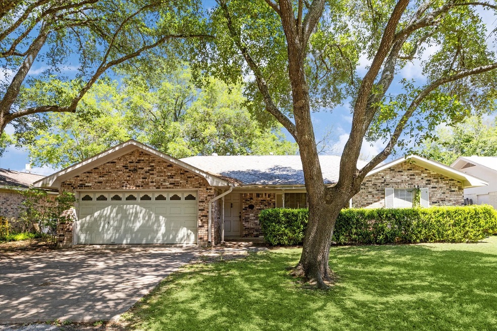 1802 Cypress Dr, Richmond, TX 77469 - photo 1