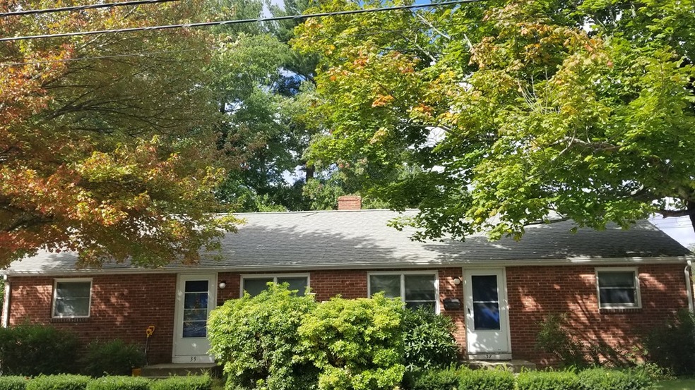 37 Manzella Ct unit 39, Rockland, MA 02370 - photo 1