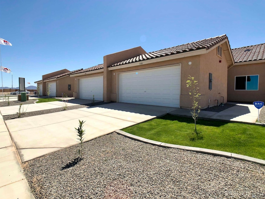 7142 E 39th St, Yuma, AZ 85365 - photo 1