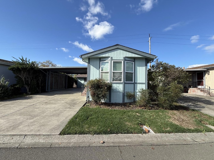 1556 Crown Rd unit 1556, Petaluma, CA 94954 - photo 1