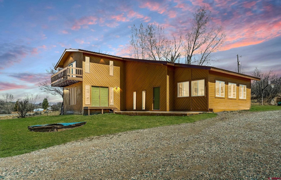 For Sale $879,000