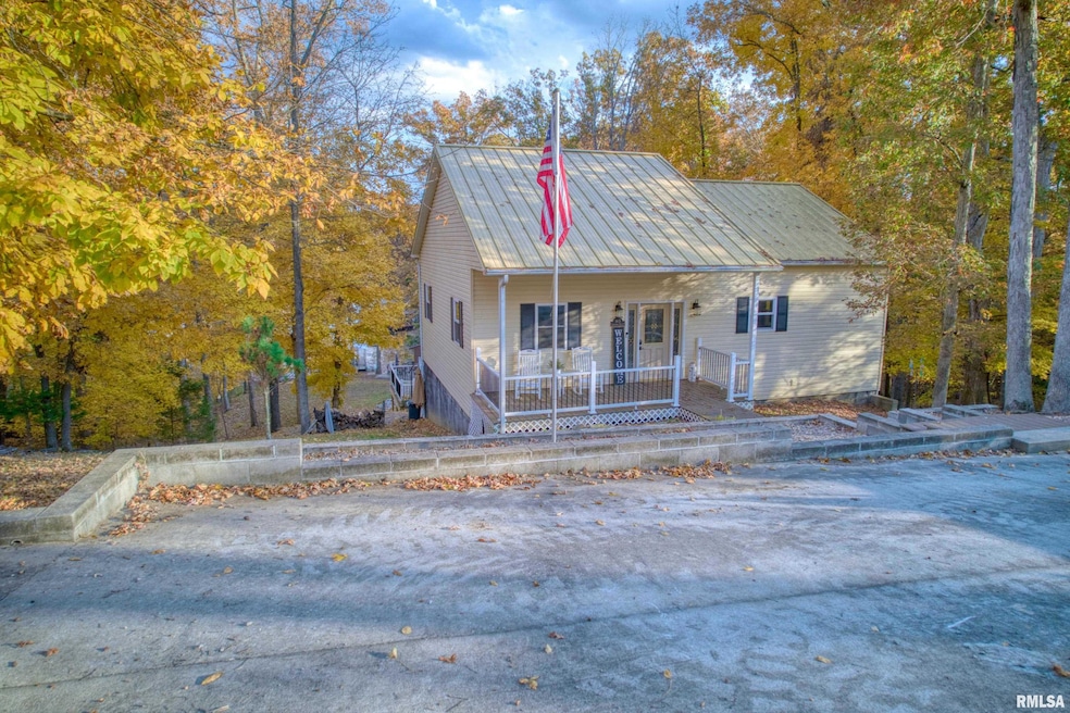 1415 Lake Shore Dr S, Goreville, IL 62939 - photo 1