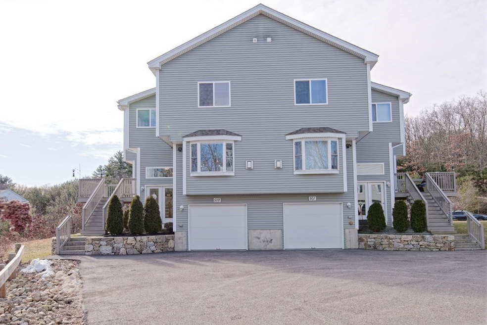 502 Old Bridge Ln unit 502, Bellingham, MA 02019 - photo 1