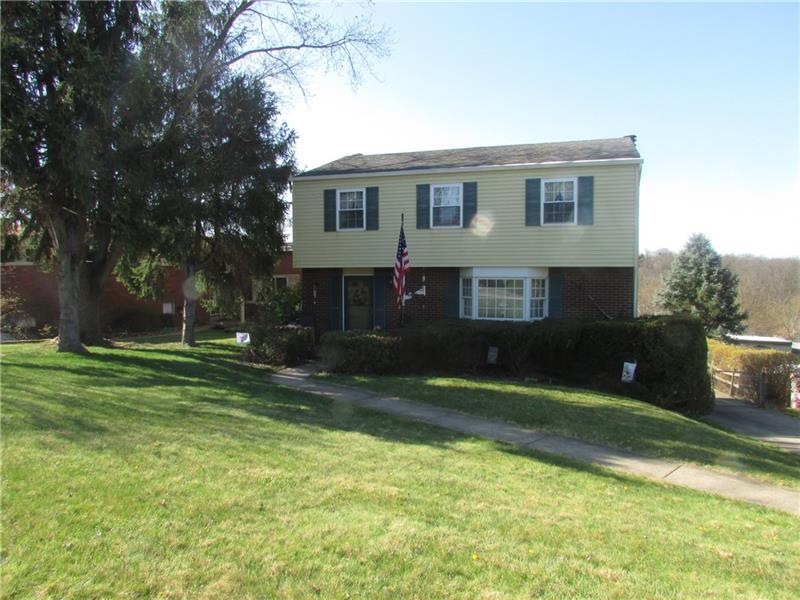 908 Holly Lynne Drive, South Park