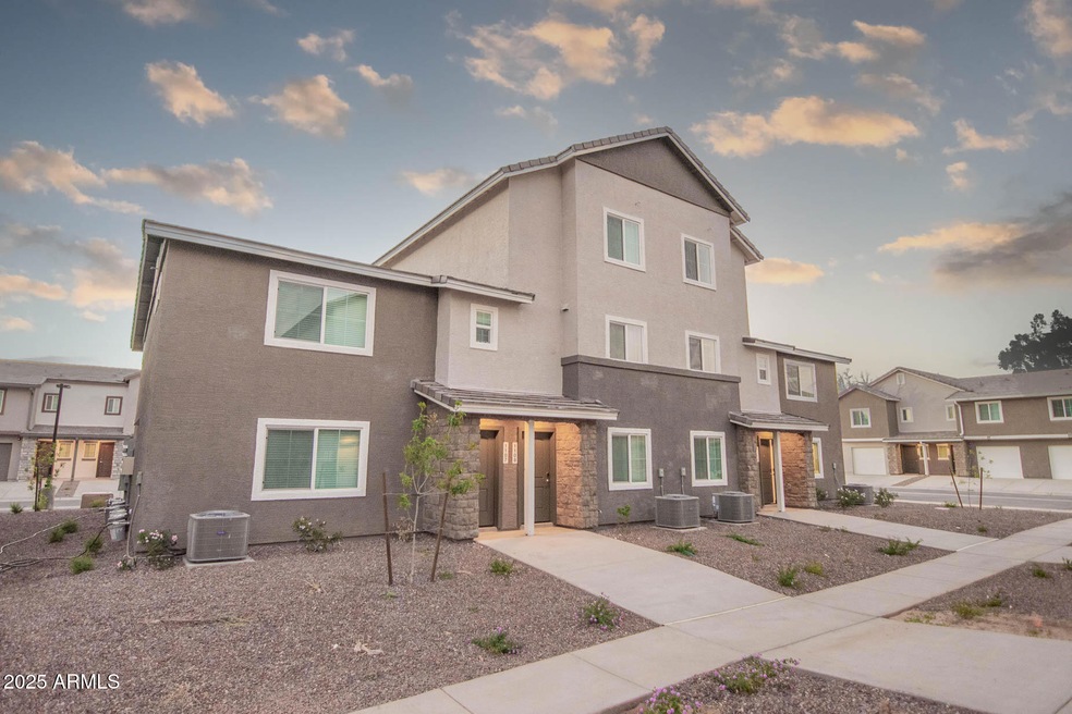 12570 N Cotton Ln unit 29-32, Surprise, AZ 85388 - photo 1