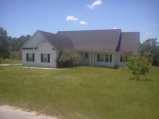 1103 Karen Ln, Douglas, GA 31533 - photo 1